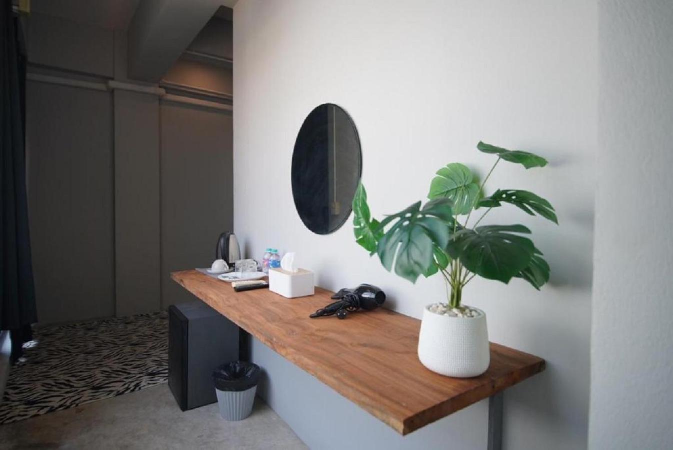 The Character Yaowarat V เดอะ คาแรคเตอร์ เยาวราช 3 Apartment Bangkok Ngoại thất bức ảnh