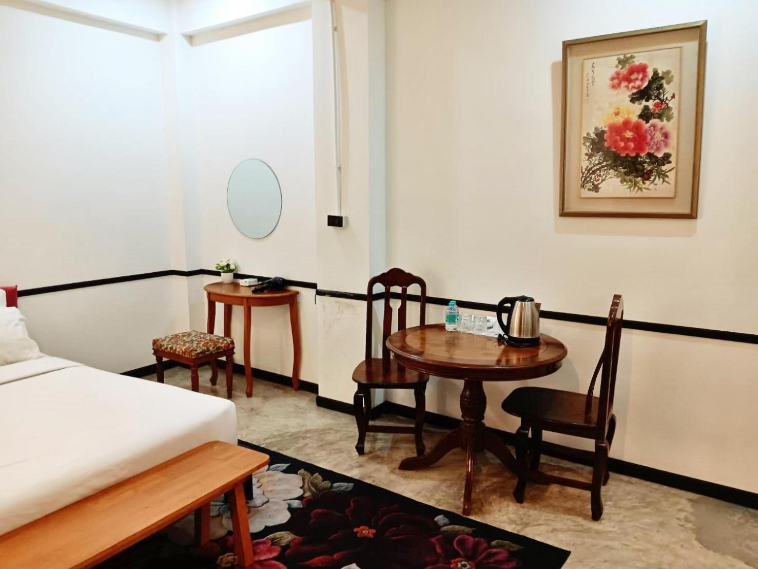 The Character Yaowarat V เดอะ คาแรคเตอร์ เยาวราช 3 Apartment Bangkok Ngoại thất bức ảnh